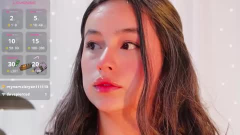 hearmymoans_18 online show from December 1, 2025, 10:59 pm