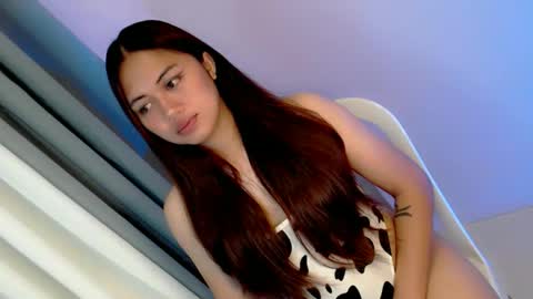 Snapshot of heart_of_asia chatting on October 1, 2025, 8:15 pm Yoshin online show from October 1, 2025, 8:15 pm