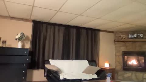 Heathers VIP Room online show from February 15, 2026, 7:16 am