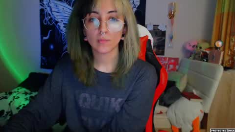 Snapshot of heavenlycreature chatting on April 16, 2026, 10:34 pm Diana online show from April 16, 2026, 10:34 pm