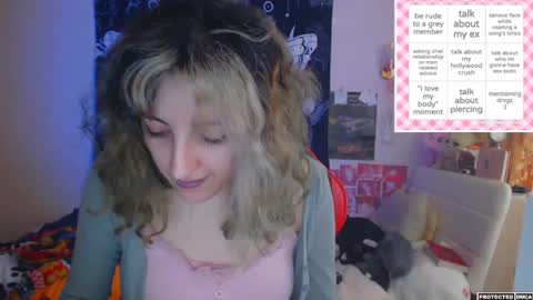 Snapshot of heavenlycreature chatting on April 29, 2026, 2:04 am Diana online show from April 29, 2026, 2:04 am