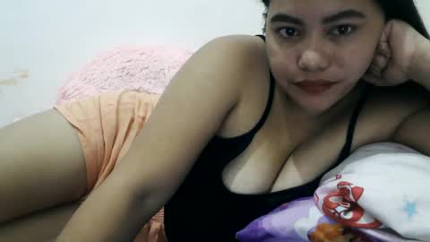 heavenlyeyes69 online show from January 17, 2025, 8:11 pm