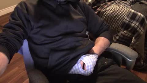 John online show from October 23, 2025, 2:11 am