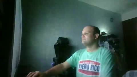 Snapshot of heavy_rebellxc chatting on February 13, 2026, 7:04 am Heavy Rebell online show from February 13, 2026, 7:04 am