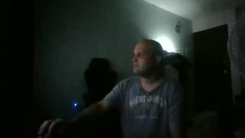 Snapshot of heavy_rebellxc chatting on March 5, 2026, 6:09 am Heavy Rebell online show from March 5, 2026, 6:09 am