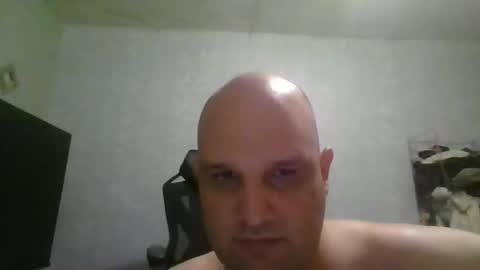 Snapshot of heavy_rebellxc chatting on March 10, 2026, 4:28 am Heavy Rebell online show from March 10, 2026, 4:28 am