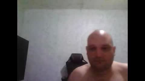 Snapshot of heavy_rebellxc chatting on March 12, 2026, 5:57 am Heavy Rebell online show from March 12, 2026, 5:57 am