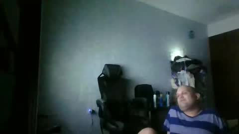 Snapshot of heavy_rebellxc chatting on March 16, 2026, 5:24 am Heavy Rebell online show from March 16, 2026, 5:24 am