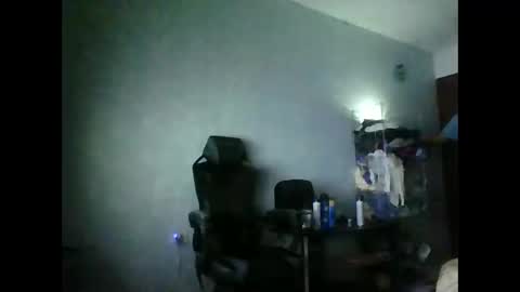 Snapshot of heavy_rebellxc chatting on March 24, 2026, 4:39 am Heavy Rebell online show from March 24, 2026, 4:39 am