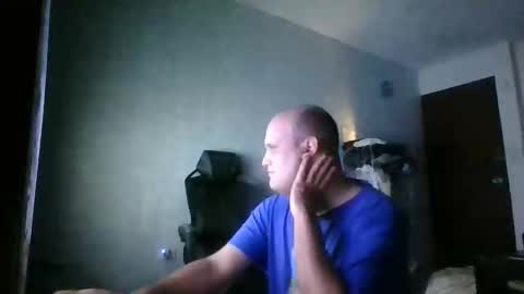 Snapshot of heavy_rebellxc chatting on March 29, 2026, 7:08 am Heavy Rebell online show from March 29, 2026, 7:08 am