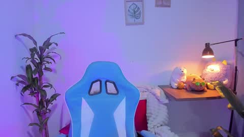 Amandabelk online show from December 9, 2024, 4:23 am