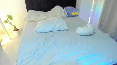 Amandabelk online show from January 16, 2025, 5:42 am