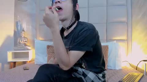 Snapshot of hecate1_ chatting on September 25, 2025, 7:50 pm Keira Hecate online show from September 25, 2025, 7:50 pm