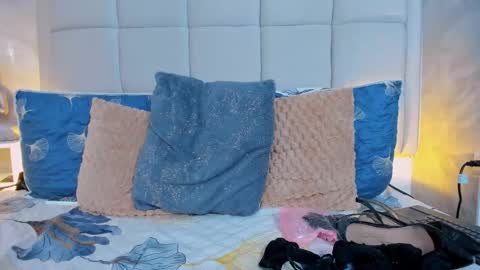 Snapshot of hecate1_ chatting on October 7, 2025, 8:39 pm Keira Hecate online show from October 7, 2025, 8:39 pm