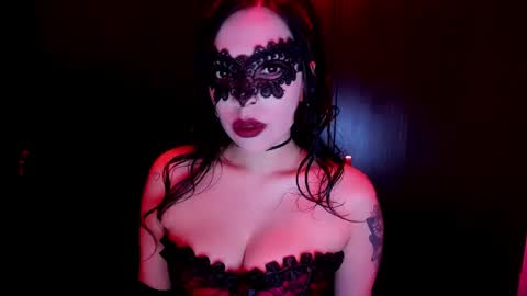   online show from October 31, 2025, 6:47 am