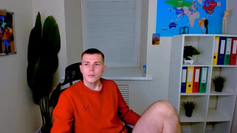 Snapshot of hector_spector chatting on October 21, 2025, 10:38 am Hector online show from October 21, 2025, 10:38 am