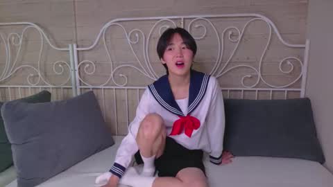 Snapshot of heejinwang chatting on October 29, 2025, 8:21 pm HEEJIN online show from October 29, 2025, 8:21 pm