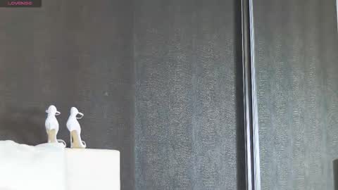 Snapshot of hefner_girl chatting on October 2, 2025, 12:45 pm Helen online show from October 2, 2025, 12:45 pm