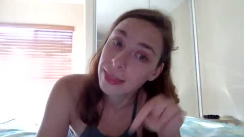 heidi_is_here_72 online show from July 27, 2026, 12:50 am