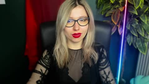 Snapshot of heidi_pleasure chatting on March 30, 2026, 4:35 am Heidi online show from March 30, 2026, 4:35 am