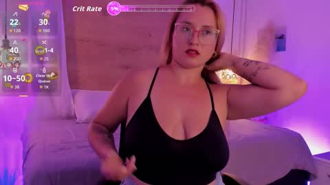 Snapshot of heidishayk chatting on September 30, 2025, 7:41 pm ANTARA REY online show from September 30, 2025, 7:41 pm