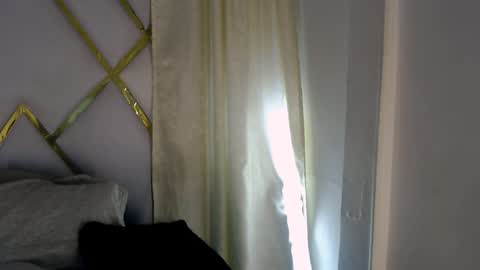 Snapshot of heidy_wells chatting on February 3, 2025, 11:53 am Heidy online show from February 3, 2025, 11:53 am
