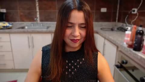 Snapshot of heidy_wells chatting on September 29, 2025, 12:21 pm Heidy online show from September 29, 2025, 12:21 pm