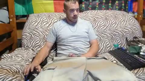 xxScubaStevexx online show from July 14, 2026, 11:38 am