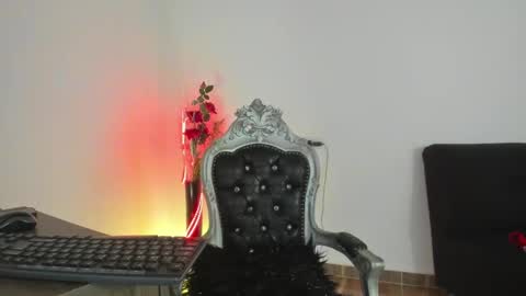 Hela   Independent model online show from February 1, 2025, 1:44 am
