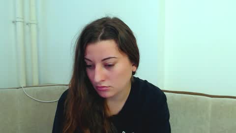 helen_adams_ online show from January 6, 2025, 12:02 pm