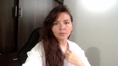 Snapshot of helena018 chatting on October 12, 2025, 3:00 pm helena online show from October 12, 2025, 3:00 pm