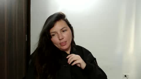 helena online show from October 30, 2025, 7:14 pm