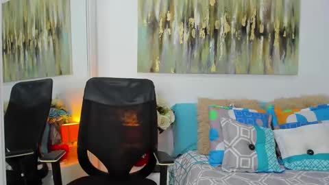 Helena Santos  online show from September 27, 2025, 11:04 am