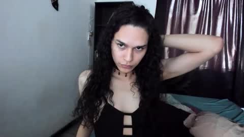 Snapshot of helena_spellman chatting on November 13, 2025, 4:39 pm helena_spellman online show from November 13, 2025, 4:39 pm