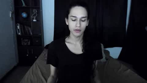 Snapshot of helena_spellman chatting on April 3, 2026, 1:14 am helena_spellman online show from April 3, 2026, 1:14 am