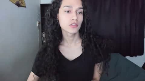 Snapshot of helena_spellman chatting on May 23, 2026, 1:55 am helena_spellman online show from May 23, 2026, 1:55 am