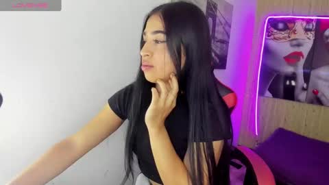 helena online show from September 12, 2025, 11:48 pm