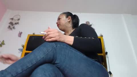 helenahotwet online show from September 20, 2025, 12:50 pm