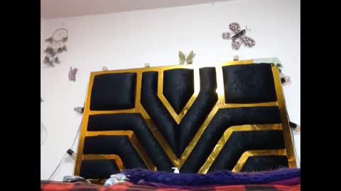 helenahotwet online show from April 29, 2026, 1:26 pm