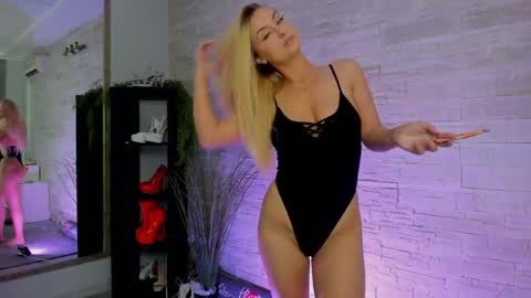 Helen online show from May 24, 2026, 4:50 am