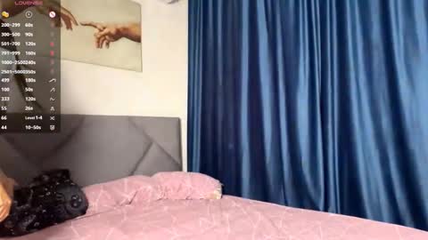 Snapshot of helenjoyne chatting on October 5, 2025, 12:36 pm Chloe online show from October 5, 2025, 12:36 pm