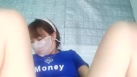 Snapshot of helenna_00 chatting on September 24, 2025, 11:30 pm helenna_00 online show from September 24, 2025, 11:30 pm