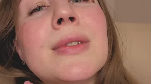 Helen online show from March 7, 2026, 2:19 am