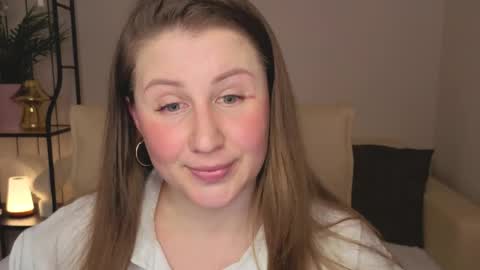 Snapshot of helens_lov chatting on April 27, 2026, 8:56 am Helen online show from April 27, 2026, 8:56 am