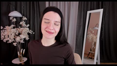Helen online show from January 24, 2025, 2:28 am