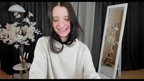 Helen online show from January 29, 2025, 9:23 am