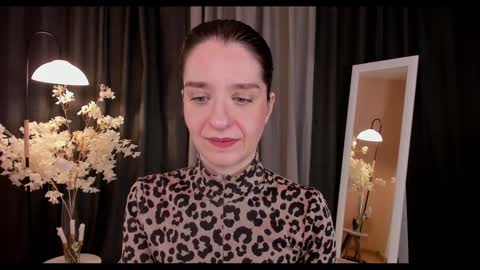 Helen online show from February 8, 2025, 2:47 am