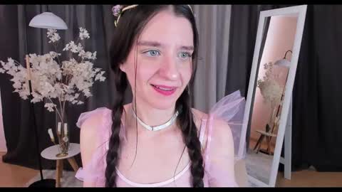 Helen online show from February 18, 2025, 6:37 am