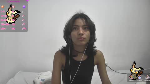 Helia Transfem and Amy online show from January 21, 2025, 1:54 pm