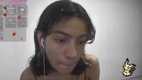 Helia Transfem and Amy online show from February 13, 2025, 4:54 am